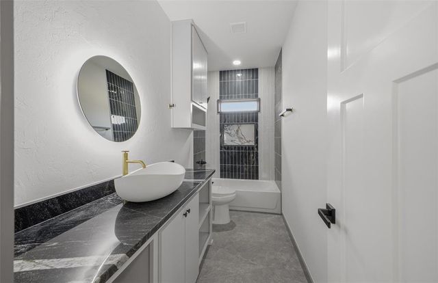 604 SE 27th Street, Oklahoma City, OK 73129