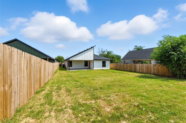 604 SE 27th Street, Oklahoma City, OK 73129