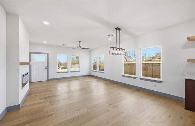 604 SE 27th Street, Oklahoma City, OK 73129