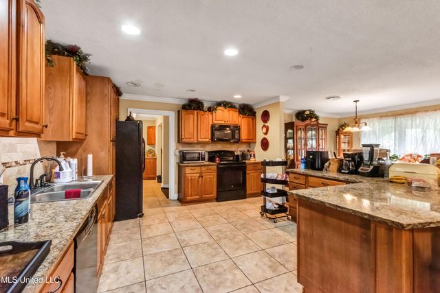 15284 Woody Drive, Gulfport, MS 39503