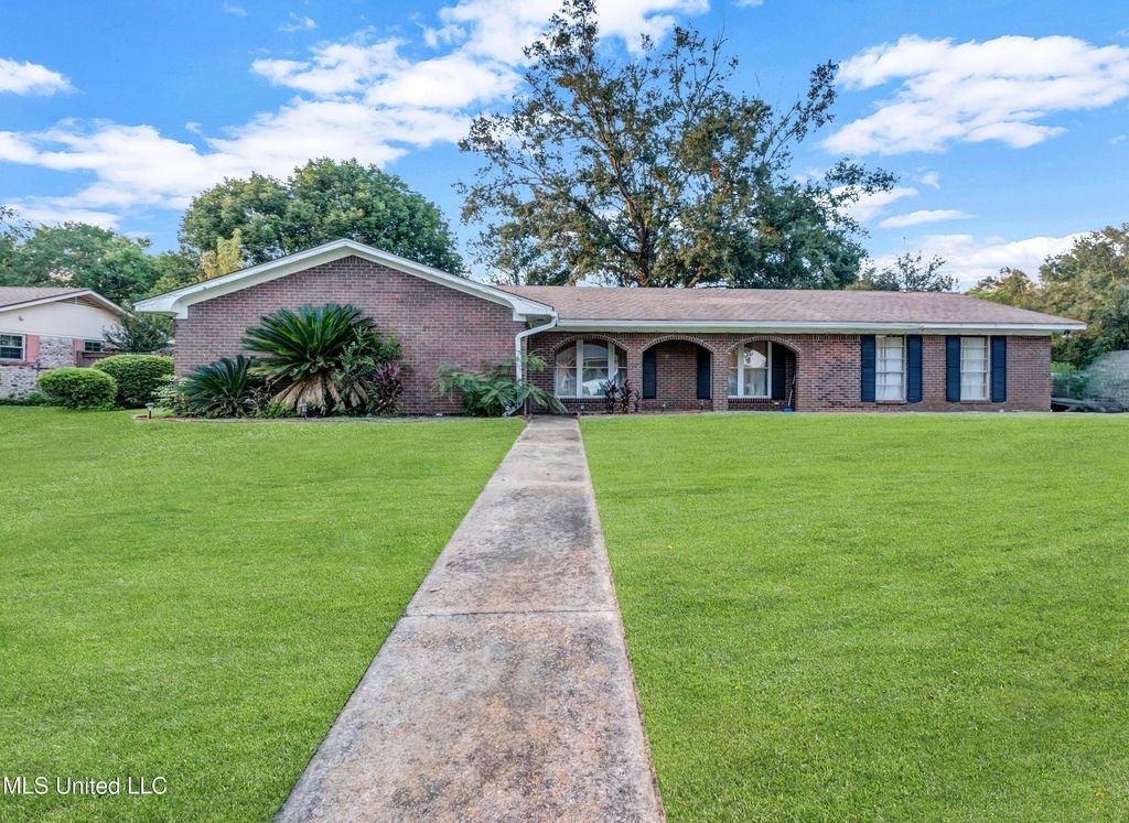 15284 Woody Drive, Gulfport, MS 39503