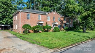 406-408 Burkemont Avenue, Morganton, NC 28655