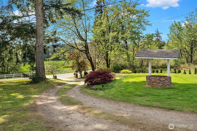 21614 SE May Valley Road, Issaquah, WA 98027