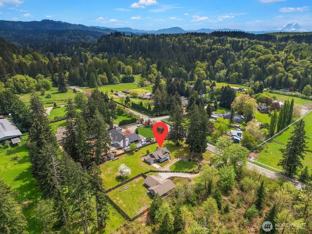 21614 SE May Valley Road, Issaquah, WA 98027