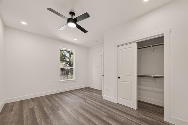2711 Dennis Street, Houston, TX 77004