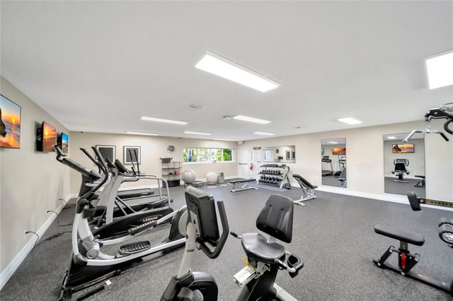 801 S Federal Hwy 818, Pompano Beach, FL 33062