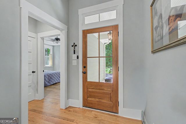 195 Buckeye Farms Drive, Moreland, GA 30259