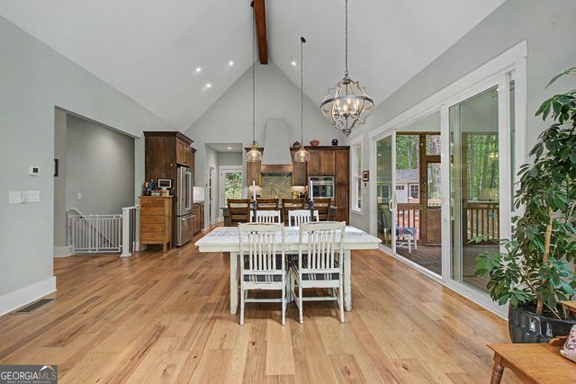 195 Buckeye Farms Drive, Moreland, GA 30259