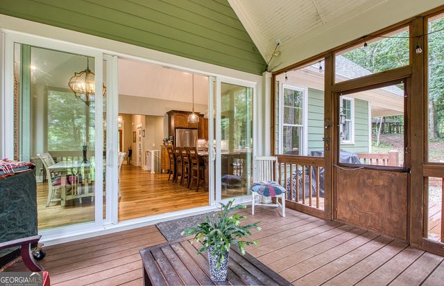 195 Buckeye Farms Drive, Moreland, GA 30259