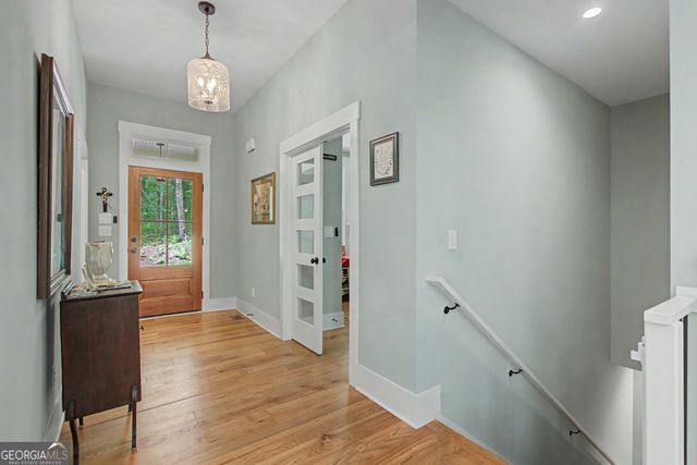 195 Buckeye Farms Drive, Moreland, GA 30259
