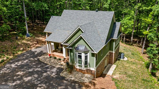 195 Buckeye Farms Drive, Moreland, GA 30259