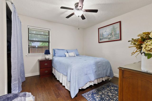 619 N 5th Street, Gunter, TX 75058