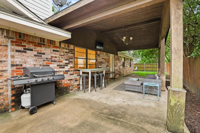619 N 5th Street, Gunter, TX 75058