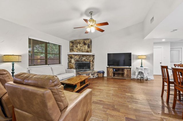 619 N 5th Street, Gunter, TX 75058