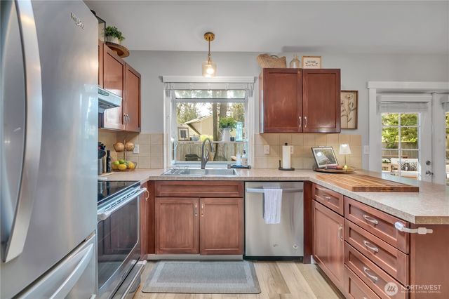 20614 117th Street E, Bonney Lake, WA 98391