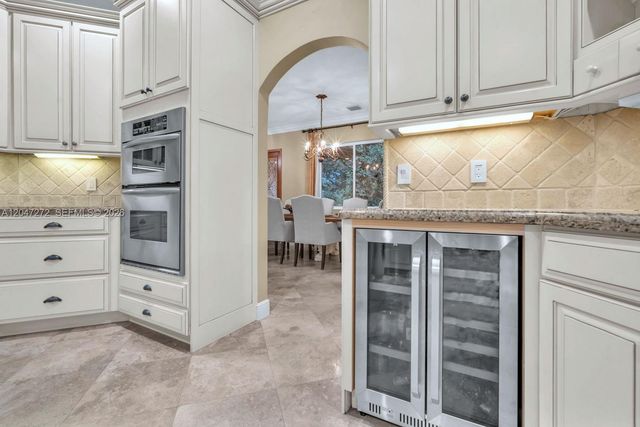17710 SW 63rd Manor, Southwest Ranches, FL 33331