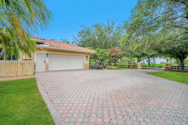 17710 SW 63rd Manor, Southwest Ranches, FL 33331