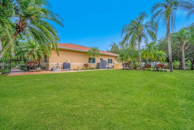 17710 SW 63rd Manor, Southwest Ranches, FL 33331