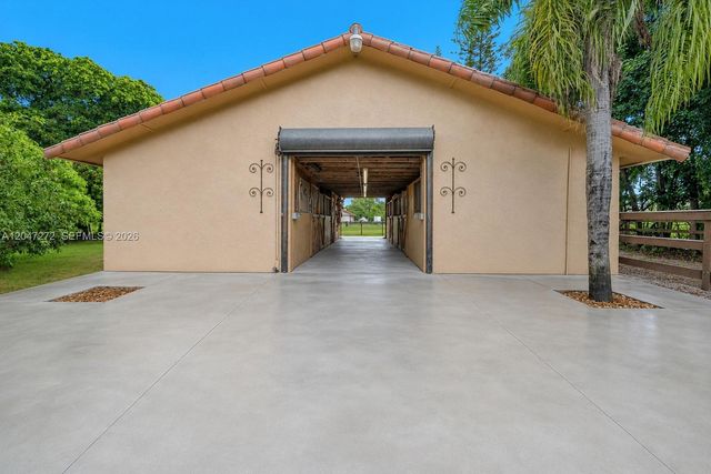 17710 SW 63rd Manor, Southwest Ranches, FL 33331