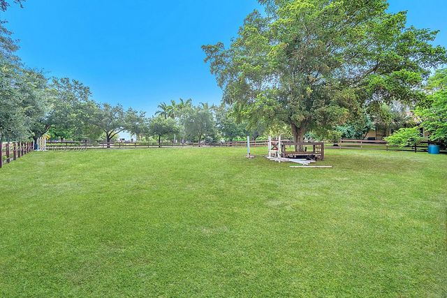 17710 SW 63rd Manor, Southwest Ranches, FL 33331