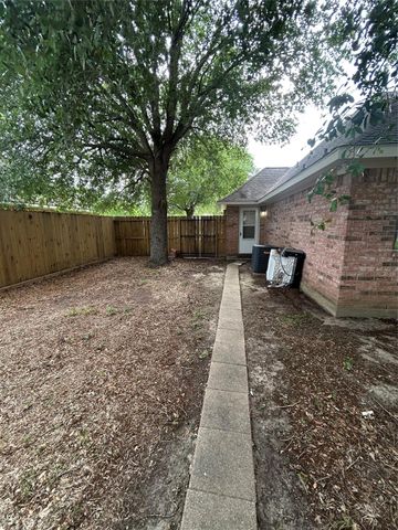 4219 Avenue J, Santa Fe, TX 77510
