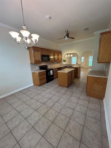 4219 Avenue J, Santa Fe, TX 77510