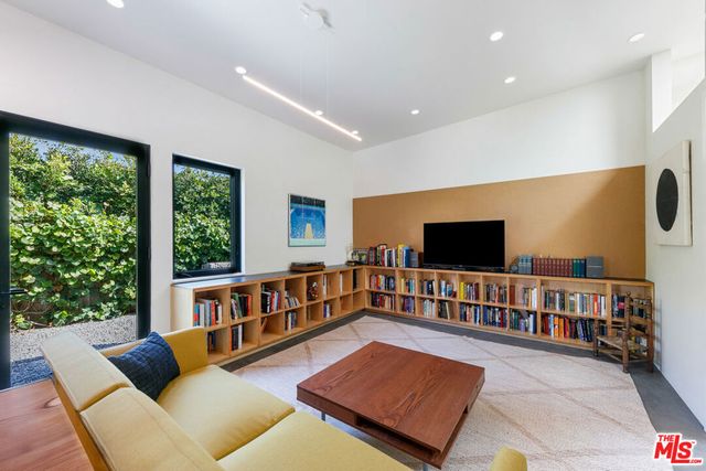 6565 Dume Drive, Malibu, CA 90265