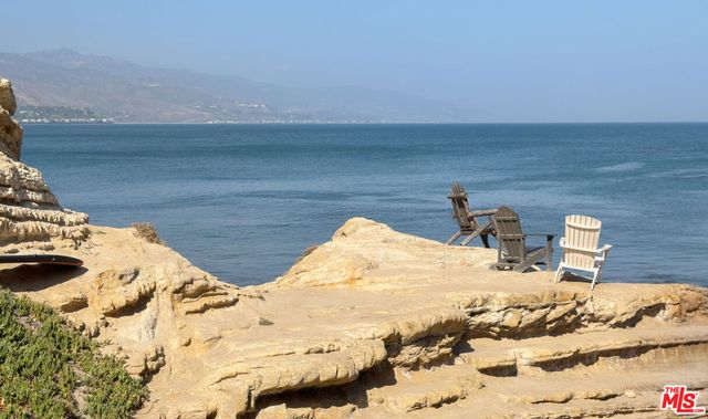 6565 Dume Drive, Malibu, CA 90265