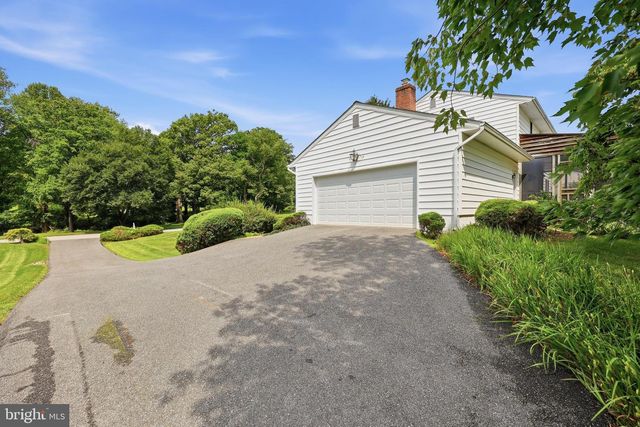 3549 LAKEWAY DR, Ellicott City, MD 21042