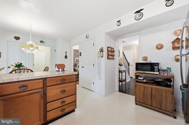 3549 LAKEWAY DR, Ellicott City, MD 21042