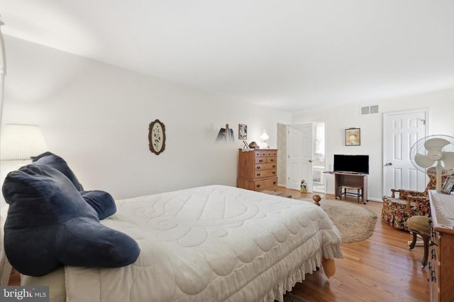3549 LAKEWAY DR, Ellicott City, MD 21042