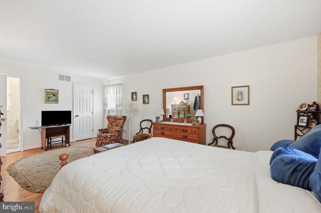 3549 LAKEWAY DR, Ellicott City, MD 21042