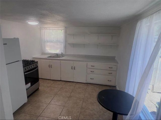 1456 Cameron 1-4, Merced, CA 95340