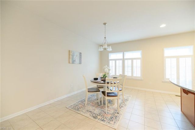 4004 Luminary DR, Williamsburg, VA 23188