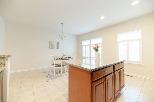 4004 Luminary DR, Williamsburg, VA 23188