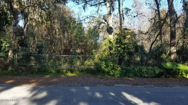 990 Alabama Avenue, Holly Hill, FL 32174