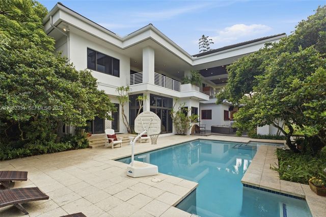 10708 Indian Trail, Davie, FL 33328