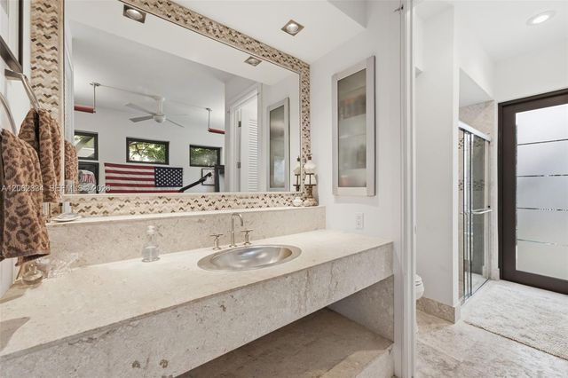 10708 Indian Trail, Davie, FL 33328