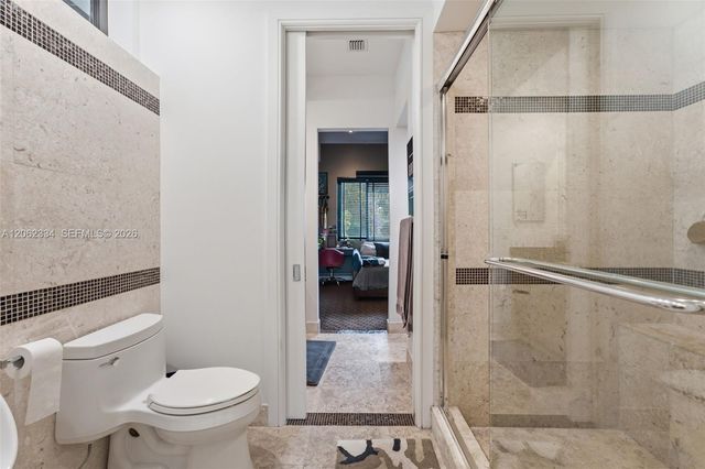 10708 Indian Trail, Davie, FL 33328