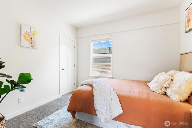 8632 45th Avenue S, Seattle, WA 98118