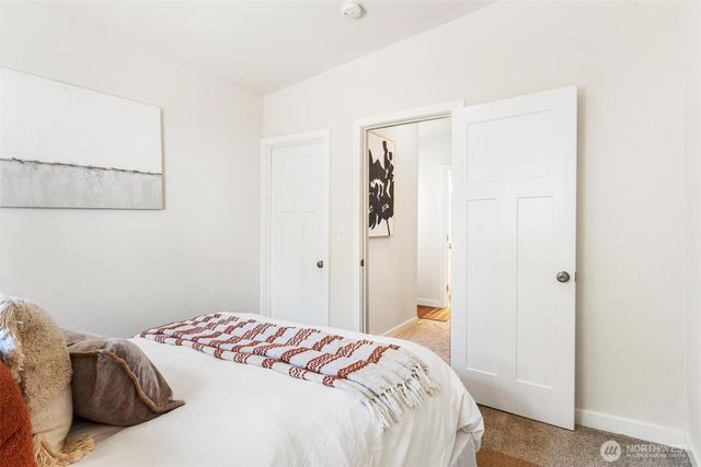 8632 45th Avenue S, Seattle, WA 98118