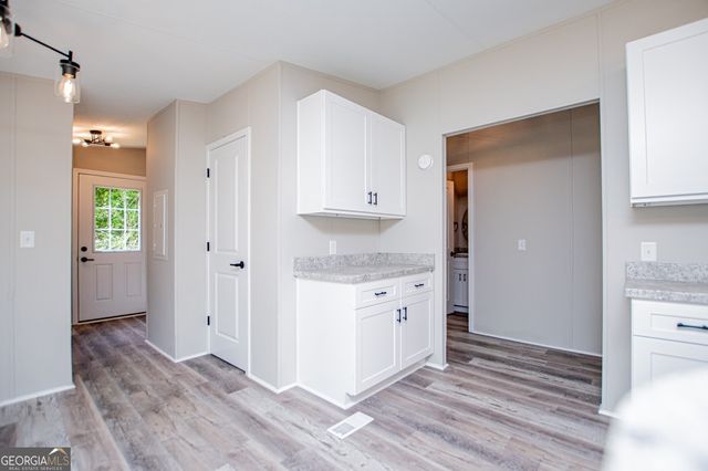 59 Spring Lane, Carrollton, GA 30116