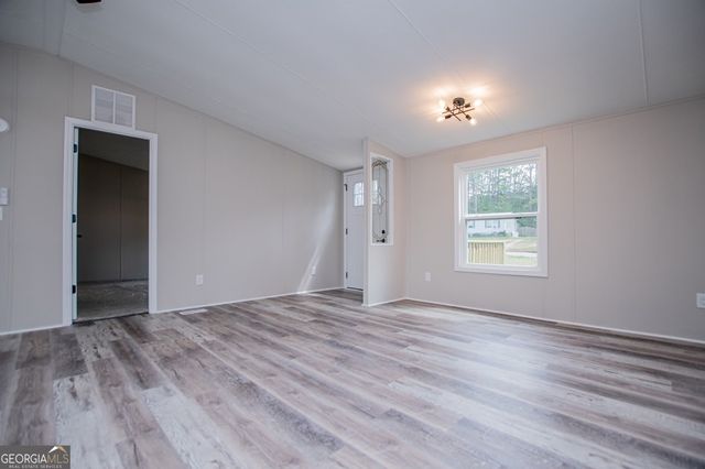 59 Spring Lane, Carrollton, GA 30116