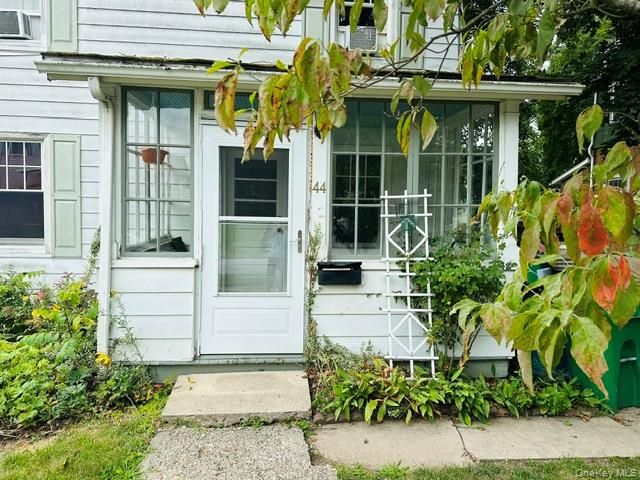 44 Davis Avenue, Poughkeepsie, NY 12603