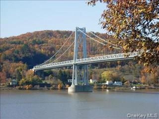 44 Davis Avenue, Poughkeepsie, NY 12603