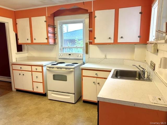 44 Davis Avenue, Poughkeepsie, NY 12603
