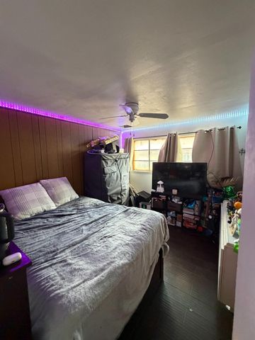 2108 W Dennett Avenue, Fresno, CA 93728