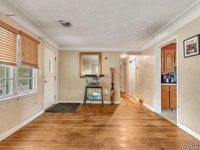 2 Timothy Lane, Belleville, IL 62226
