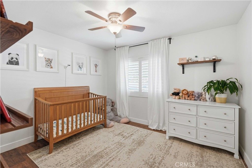 Image 19 of property listing at 24335 Jennifer Place, Newhall, CA 91321