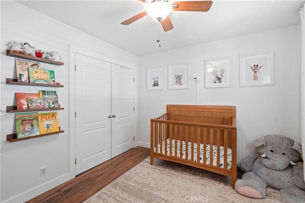 Image 20 of property listing at 24335 Jennifer Place, Newhall, CA 91321